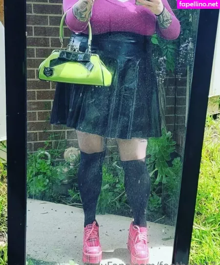 Feetheat27 OnlyFans Thumbnail #1gKQZLJTvS