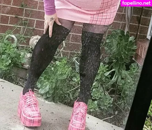 Feetheat27 OnlyFans Thumbnail #2TtXEpg3K2