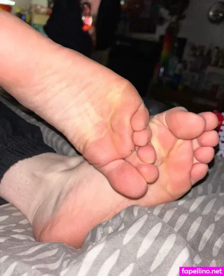 Feetiecutie 1 OnlyFans Thumbnail #ZvgJBFBF8C