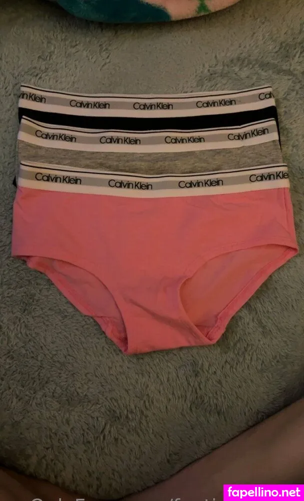 feetiecutie__, feetiecutieee Nude Leaked OnlyFans Photo #SfZlKVwUXv