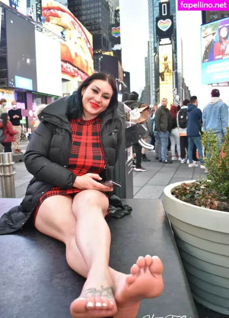 Feetiefuntime OnlyFans Thumbnail #IQ7tSdKQ8x