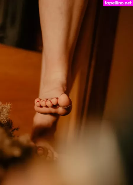 Feetish Babes OnlyFans Thumbnail #MISHO03Zjk