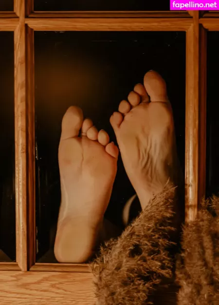 Feetish Babes OnlyFans Thumbnail #sG67PnQxn4