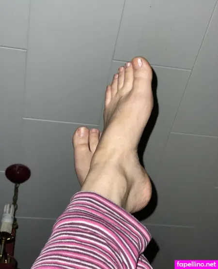 Feetish Queen Main Profile Photo