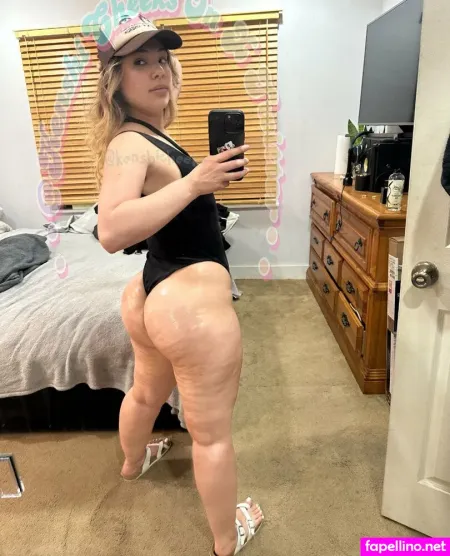 Feetkenshi 1 OnlyFans Thumbnail #VmyJvupEAx