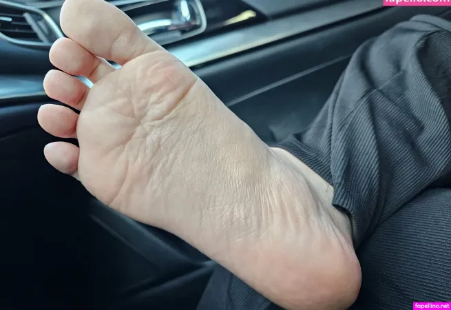 Feetmasquerade OnlyFans Thumbnail #A0UIYXJtJG