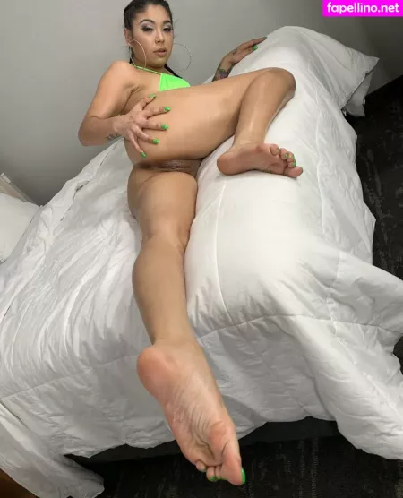 Feetmob OnlyFans Thumbnail #3VDxPPR8pd