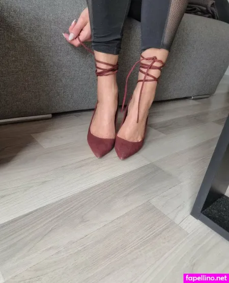 Feetofjudith OnlyFans Thumbnail #OPwfxQcL7s