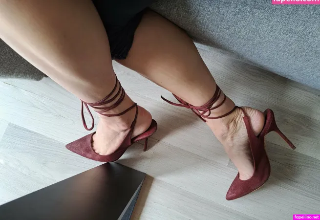 Feetofjudith OnlyFans Thumbnail #Xs7kYI7GYk