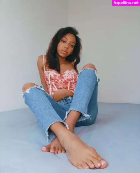 Feetofmelanie OnlyFans Thumbnail #2SWXIdoLmZ