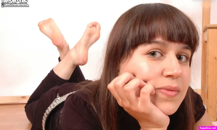 Feetperview Sockenmdchen OnlyFans Thumbnail #5HHKRDr1xh