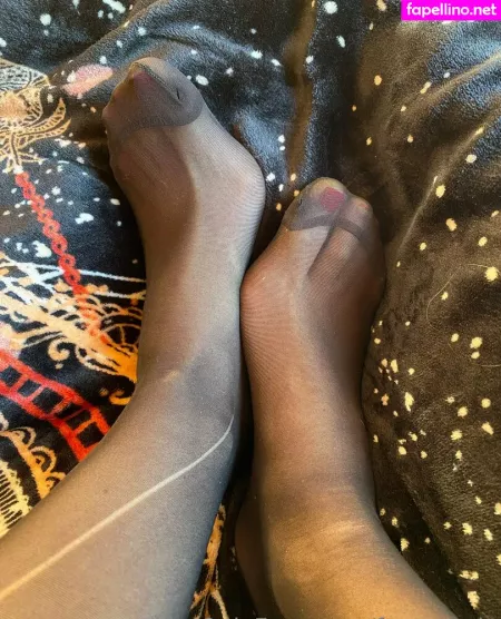 Feetronnie OnlyFans Thumbnail #1DtyPVjQ0g