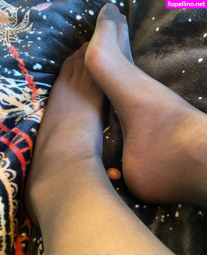 backonmyfeet, feetronnie Nude Leaked OnlyFans Photo #1wRAQFOZpZ