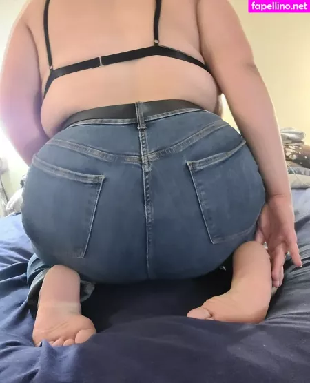 Feetstacystay OnlyFans Thumbnail #JO6hFOrTlB