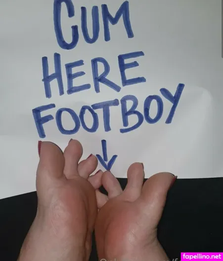 Feetychic OnlyFans Thumbnail #wPSxPoRhX2