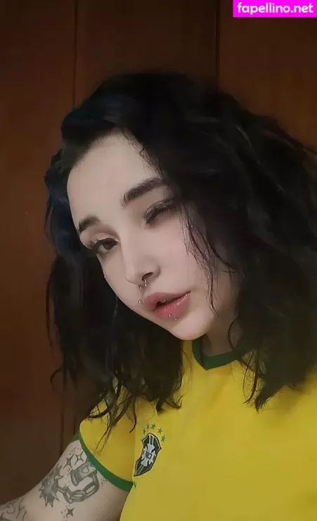 Fefefer OnlyFans Thumbnail #Q1DfIXylC3