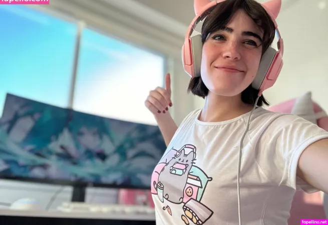 Fefikitten 5 OnlyFans Thumbnail #O0Rl2So8Df