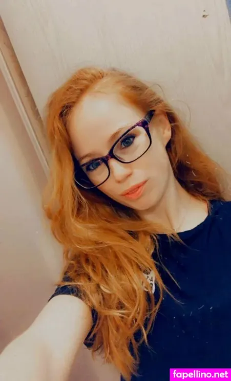 Feistylilredfree OnlyFans Thumbnail #5TOmK1YoXN