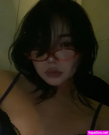 Feiyuu OnlyFans Thumbnail #7MLERHvMrE