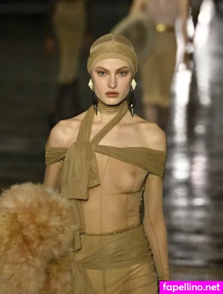 Felice Nova Noordhoff OnlyFans Thumbnail #0AAsYJA9lf