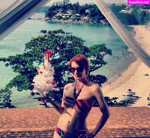 Felicia Day OnlyFans Thumbnail #1yVr9srM3u