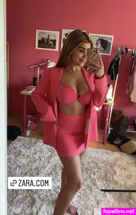 Felicia Fuchs OnlyFans Thumbnail #0BhnZ5HkwV