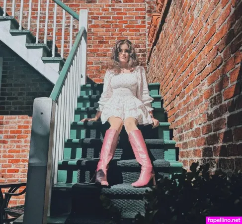 Felicia Thornsbury OnlyFans Thumbnail #KtNZVRsDbF