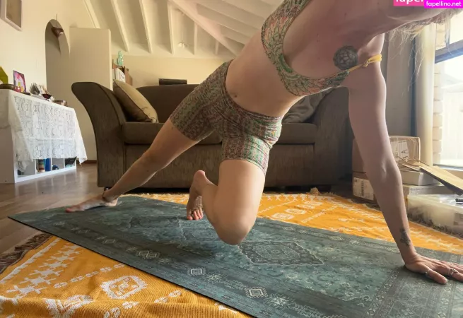 Feliciameridiana888 OnlyFans Thumbnail #jBvLhxxo7C