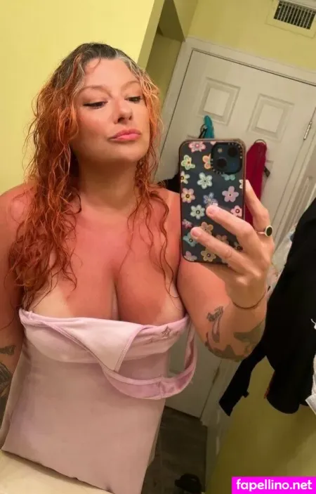 Feliciarosefree OnlyFans Thumbnail #oMr4znhuQi