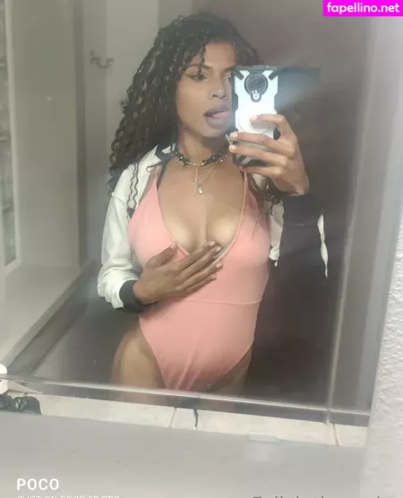 Feliciathunnder OnlyFans Thumbnail #MN3LQHqu3E