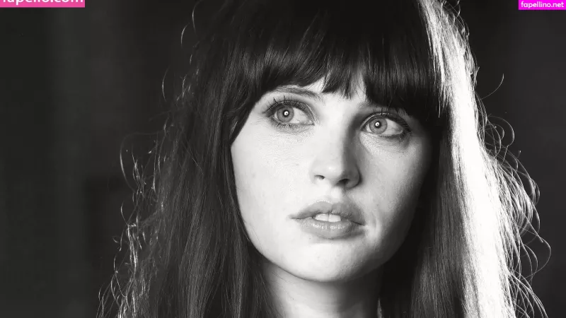 Felicity Jones OnlyFans Thumbnail #MB3w3gu7Nr