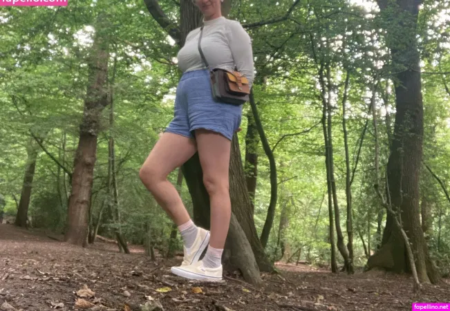 Felicity Ward OnlyFans Thumbnail #RcaNPKsG8K