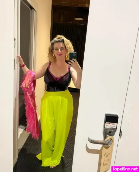Felicity Ward OnlyFans Thumbnail #keml4htNIH