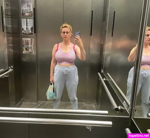 Felicity Ward OnlyFans Thumbnail #z5de0tlhxv