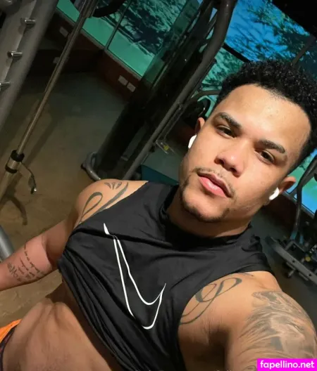 Feliipecariocafree OnlyFans Thumbnail #fmWsWP1Y1t