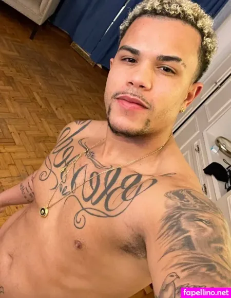 Feliipecariocafree OnlyFans Thumbnail #glUs7ovEhM