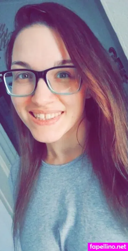 Feline Anchor OnlyFans Thumbnail #XNsT08mdcf