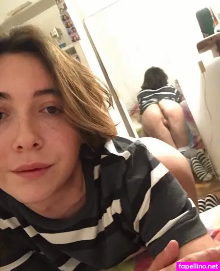 Felizzia22 OnlyFans Thumbnail #VxDRGcAhtw