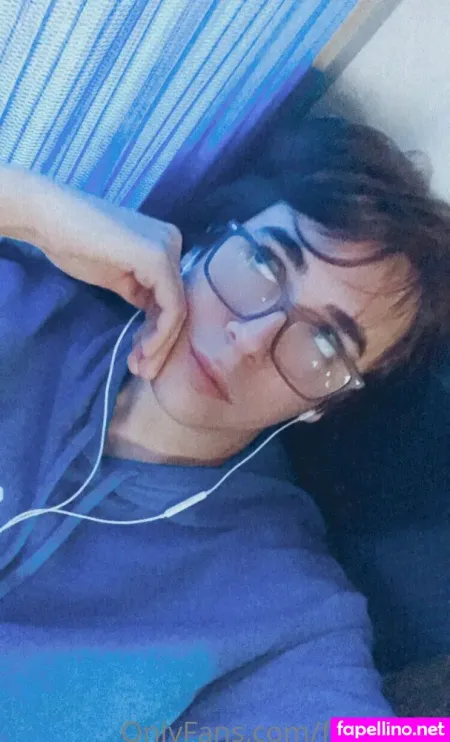 Felizzia22 OnlyFans Thumbnail #uFO2oHYYbA