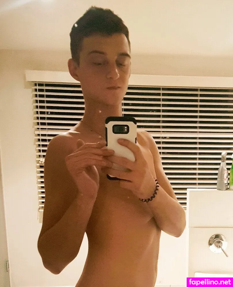 fem.boi94, fem.boy94 Nude Leaked OnlyFans Photo #zSxPttGPR2