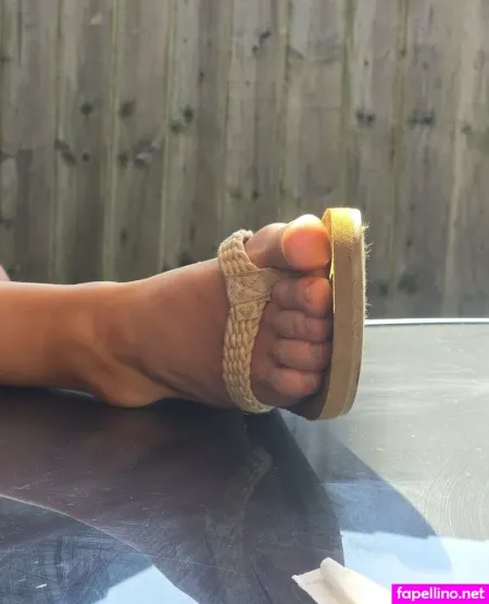 Female1976 OnlyFans Thumbnail #tNShhYGozA