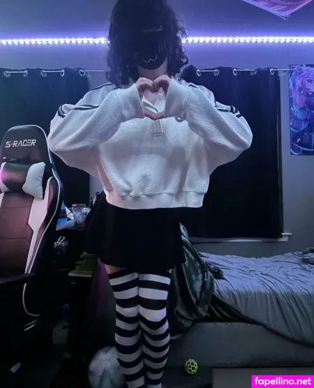 Femboy Osprey OnlyFans Thumbnail #qTeHsPScB5