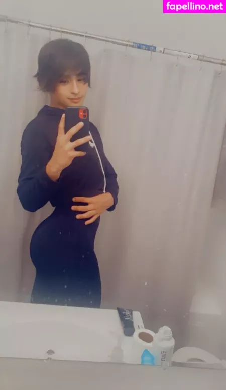 Femboythickpeach OnlyFans Thumbnail #4yuhyMLNzx