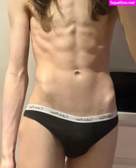 Femboyuk1 OnlyFans Thumbnail #8NtDk8dYcK