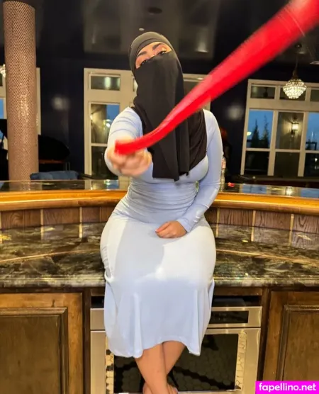 Femdomhijabi OnlyFans Thumbnail #14IEWKYEXM