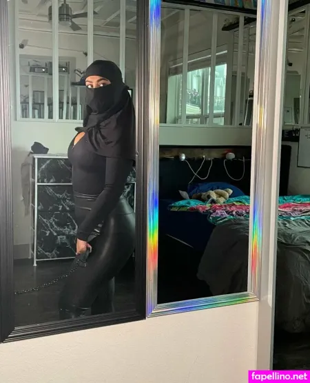 Femdomhijabi OnlyFans Thumbnail #8GglvIp4W1