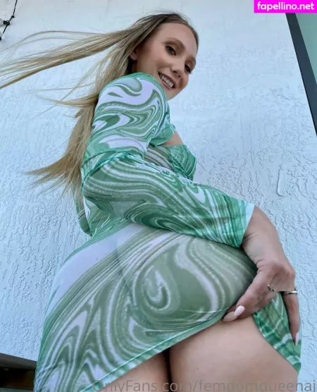 Femdomqueenaj OnlyFans Thumbnail #5wxB5HkRhZ