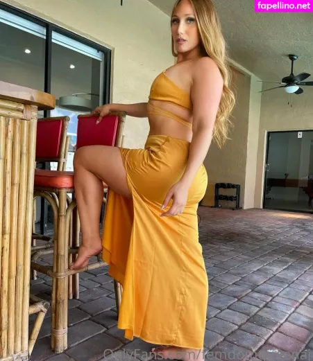 Femdomqueenaj OnlyFans Thumbnail #cYEl5m2naz