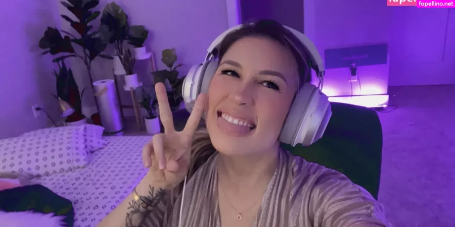 Femsteph OnlyFans Thumbnail #t0WNOfANua