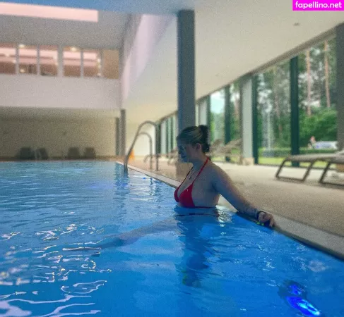 Fenelia 1 OnlyFans Thumbnail #GG8dDxJJLe